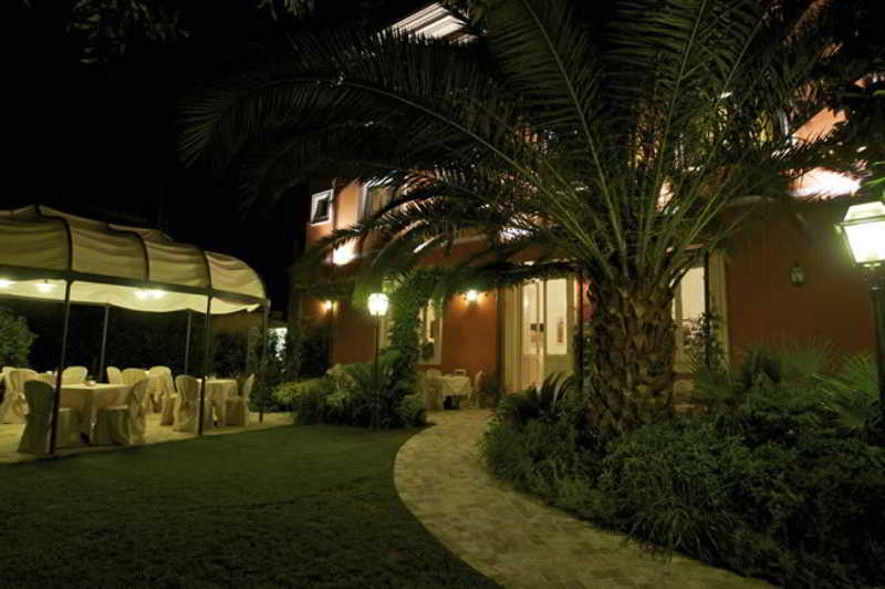 Hotel Viscardo Форте-деи-Марми Экстерьер фото